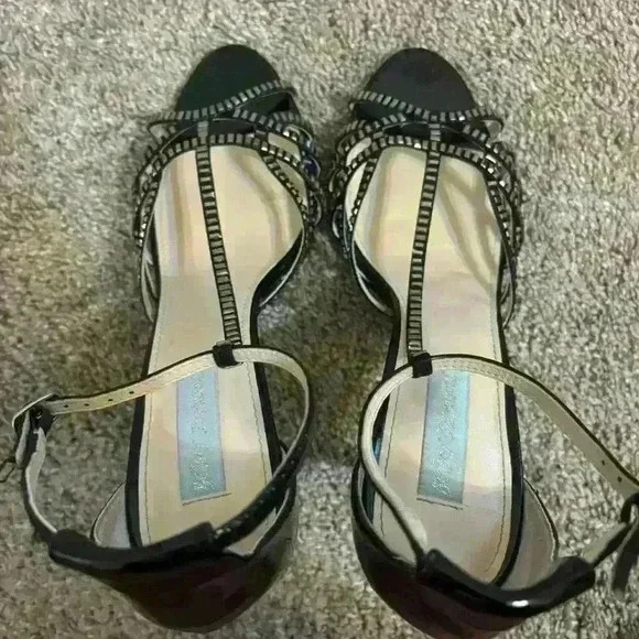 Blue by Betsey Johnson SB Rosin Black Embellished Sandal Heels Size 9 - Picture 9 of 9